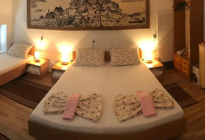 Prenociste Gany Jajce